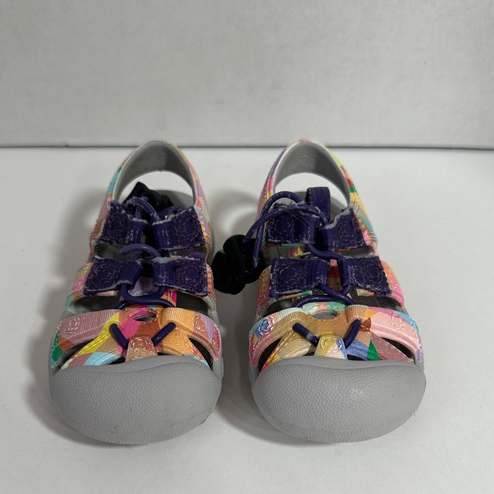 Keens colorful hiking water sandals size 5